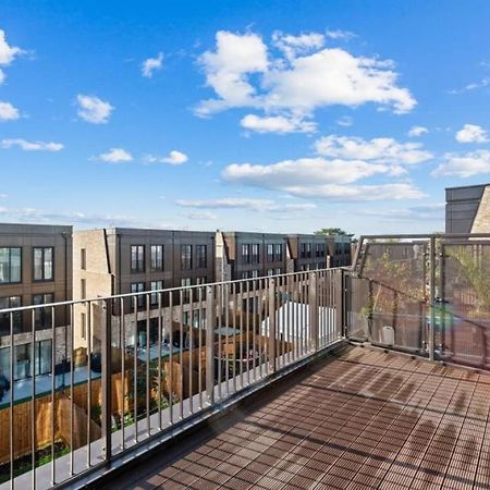 ヘンドン Amazing New Built Townhouse With Garden In Londonヴィラ エクステリア 写真