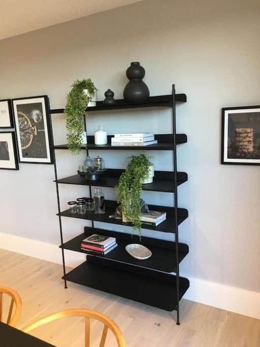 ヘンドン Amazing New Built Townhouse With Garden In Londonヴィラ エクステリア 写真